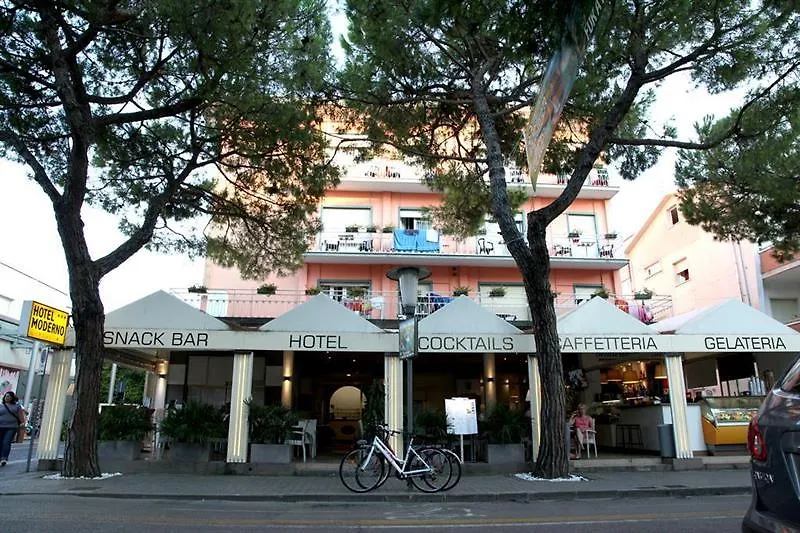 Hotel Moderno Lido di Jesolo 3*,  Italy